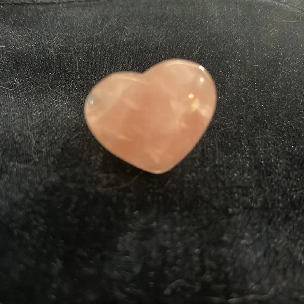 KATE SPADE NY Heart Rose Quartz Pink Stone Ring size 8 w/ dust bag - Picture 5 of 8